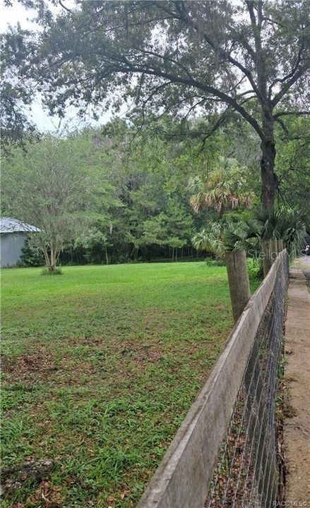 待售: $139,000 (3.00 acres)