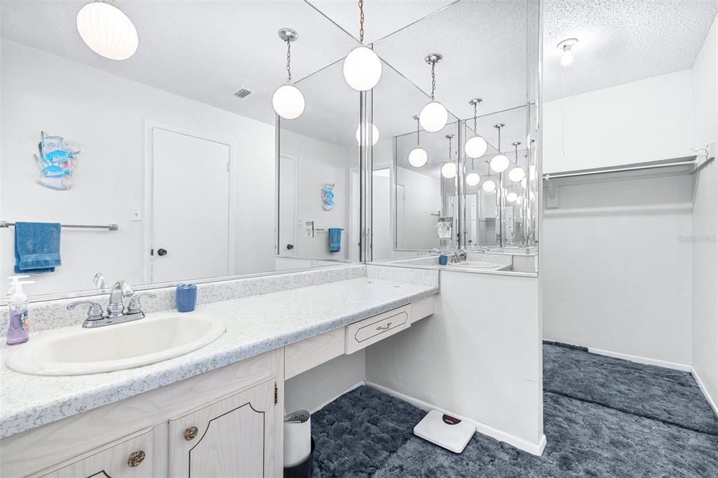 En Venta: $199,000 (2 camas, 2 baños, 1200 Pies cuadrados)