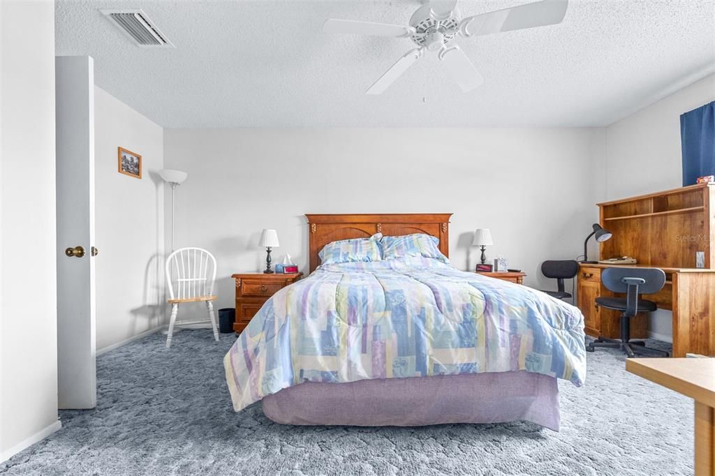 En Venta: $199,000 (2 camas, 2 baños, 1200 Pies cuadrados)