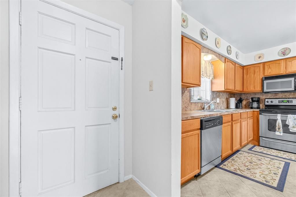 En Venta: $199,000 (2 camas, 2 baños, 1200 Pies cuadrados)