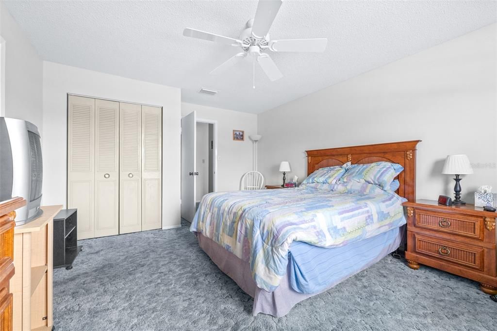 En Venta: $199,000 (2 camas, 2 baños, 1200 Pies cuadrados)