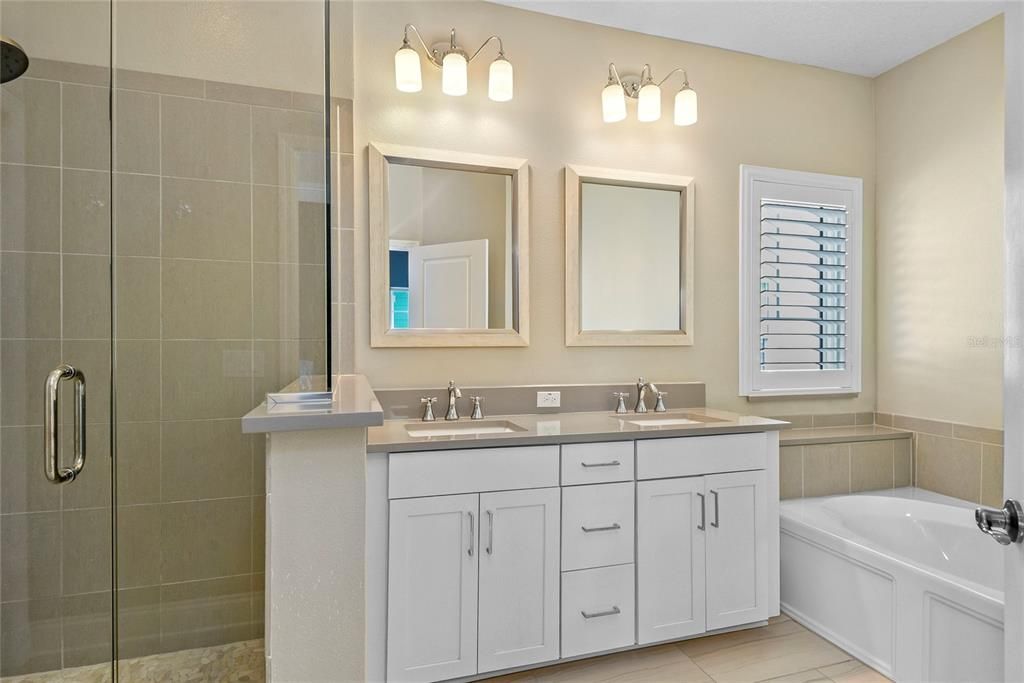 En Venta: $664,000 (3 camas, 2 baños, 2071 Pies cuadrados)