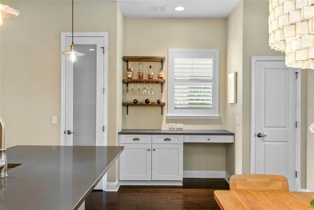 En Venta: $664,000 (3 camas, 2 baños, 2071 Pies cuadrados)