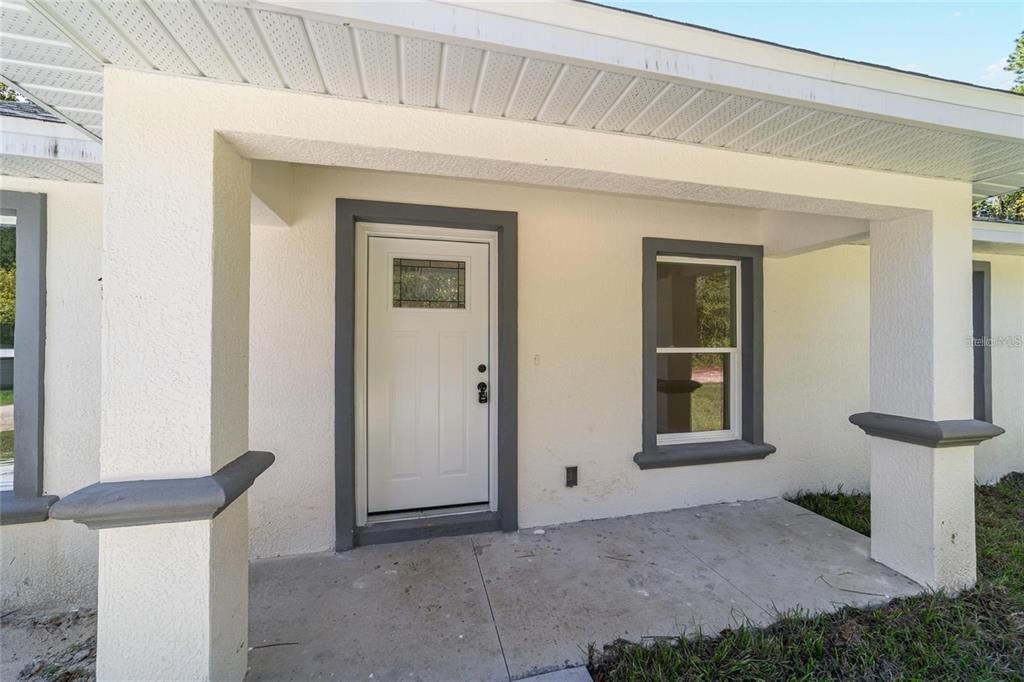 For Sale: $215,000 (3 beds, 2 baths, 1157 Square Feet)