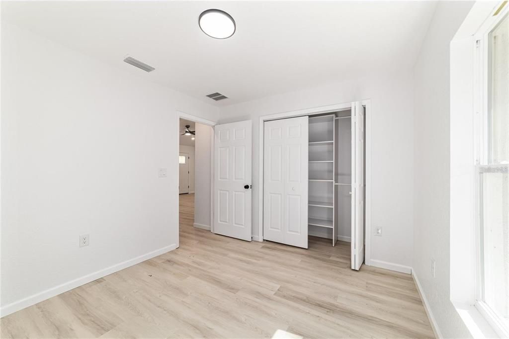 For Sale: $215,000 (3 beds, 2 baths, 1157 Square Feet)