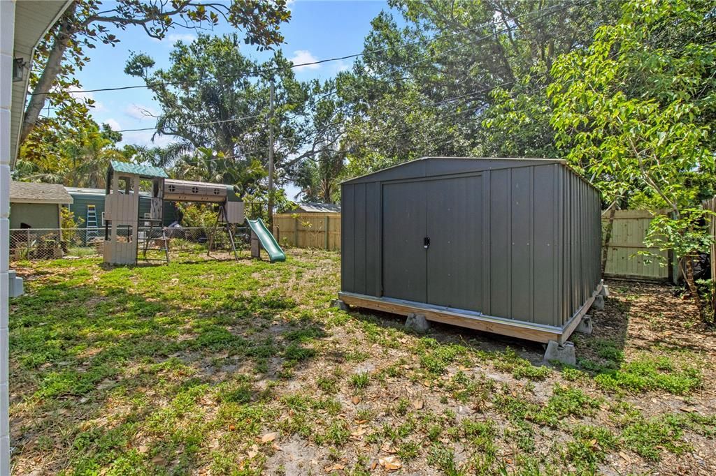 For Sale: $309,000 (3 beds, 1 baths, 965 Square Feet)