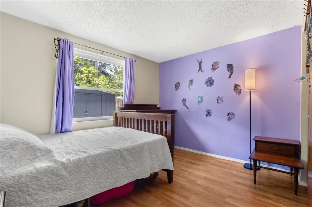 For Sale: $309,000 (3 beds, 1 baths, 965 Square Feet)