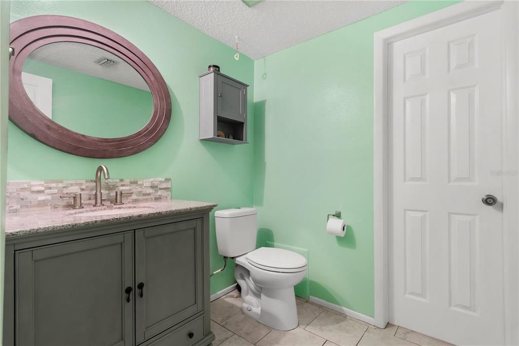 For Sale: $309,000 (3 beds, 1 baths, 965 Square Feet)