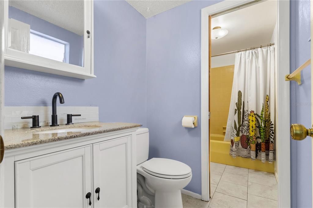 For Sale: $309,000 (3 beds, 1 baths, 965 Square Feet)