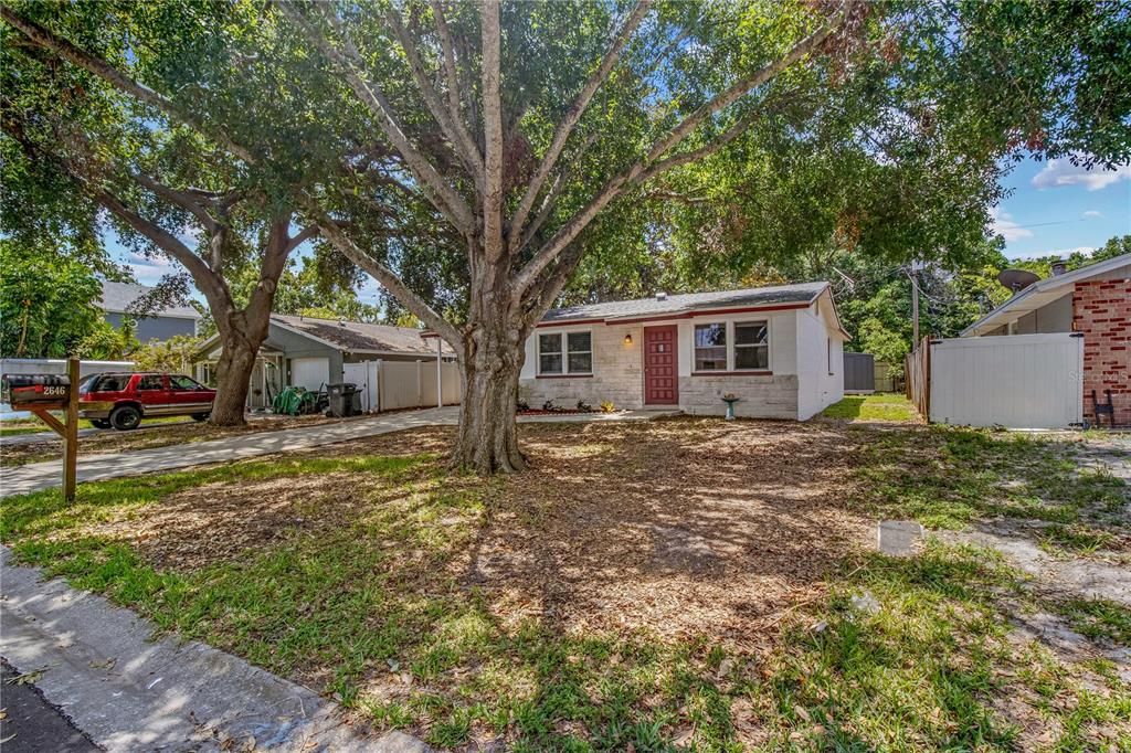For Sale: $309,000 (3 beds, 1 baths, 965 Square Feet)