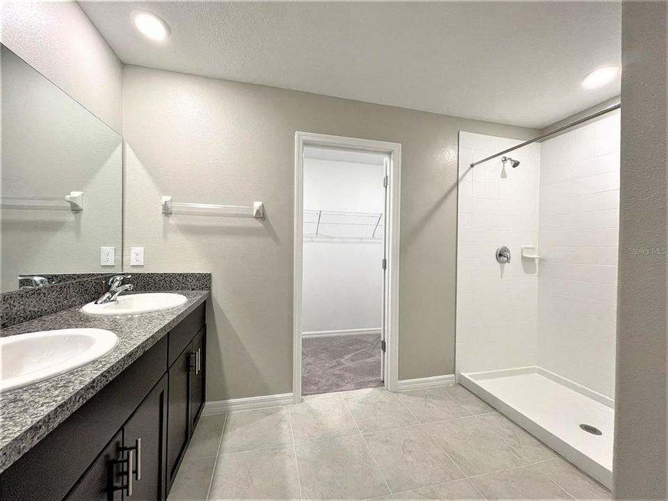 В аренду: $2,650 (5 спален, 2 ванн, 2264 Квадратных фут)