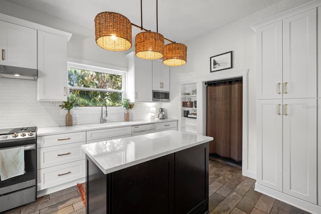 En Venta: $525,000 (2 camas, 2 baños, 1148 Pies cuadrados)