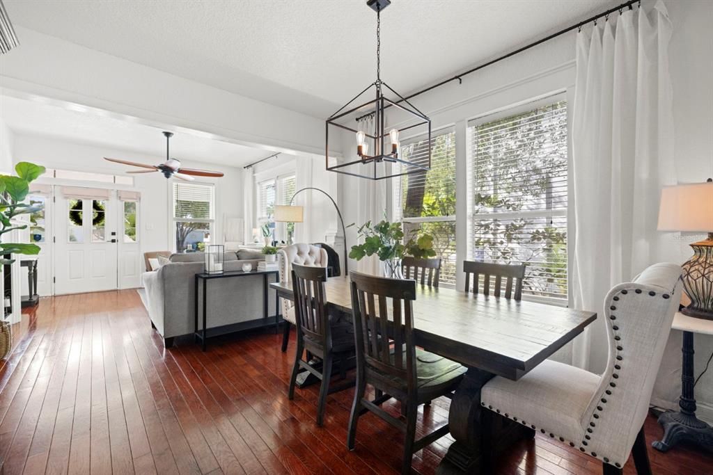 En Venta: $525,000 (2 camas, 2 baños, 1148 Pies cuadrados)