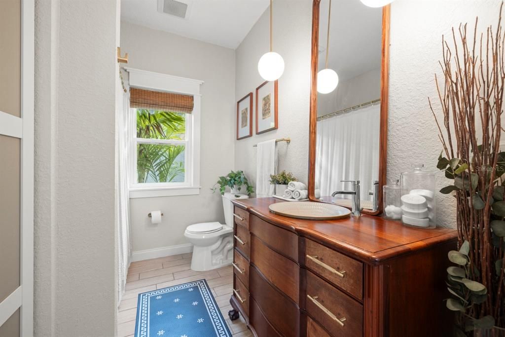 En Venta: $525,000 (2 camas, 2 baños, 1148 Pies cuadrados)