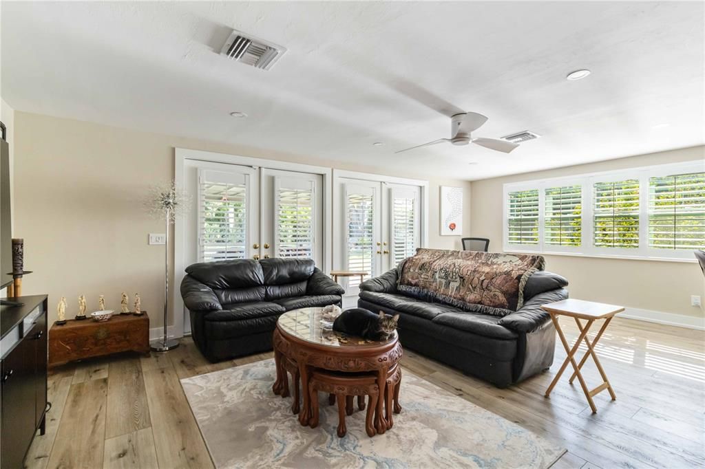 待售: $430,000 (3 贝兹, 2 浴室, 1530 平方英尺)