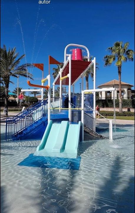 En Renta: $2,300 (4 camas, 3 baños, 2016 Pies cuadrados)