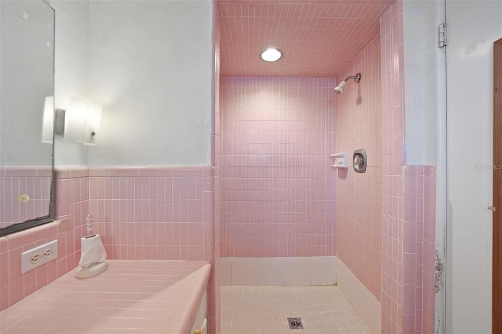 На продажу: $295,000 (3 спален, 2 ванн, 2953 Квадратных фут)