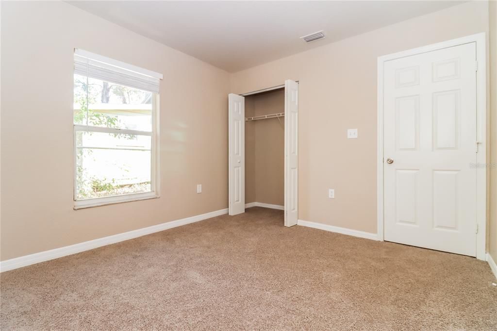 出租: $2,300 (4 贝兹, 2 浴室, 1235 平方英尺)