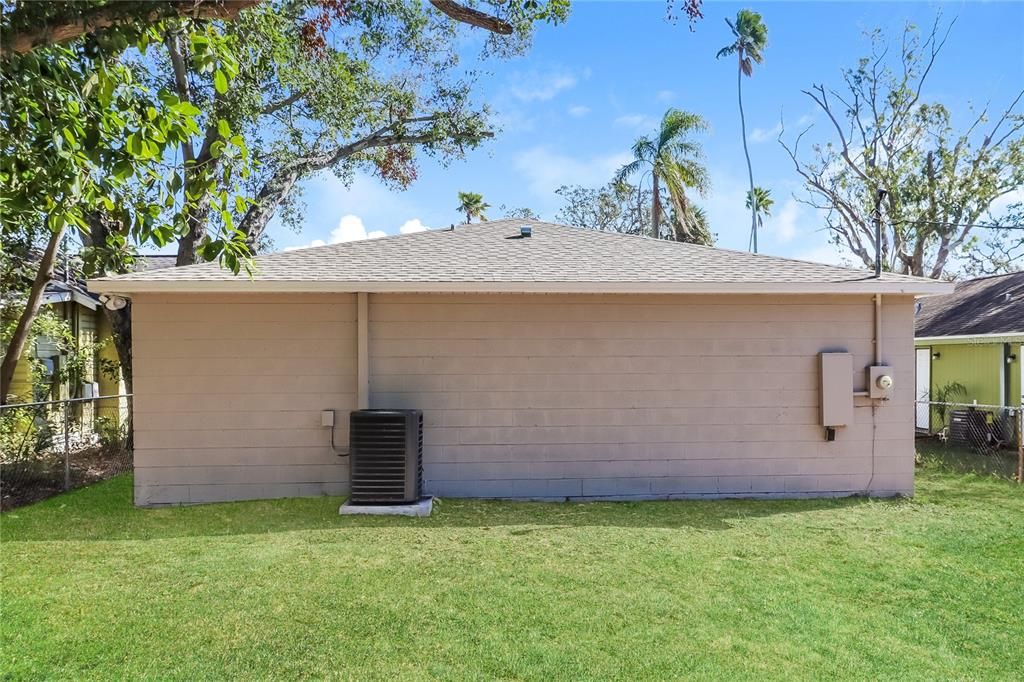 出租: $2,300 (4 贝兹, 2 浴室, 1235 平方英尺)