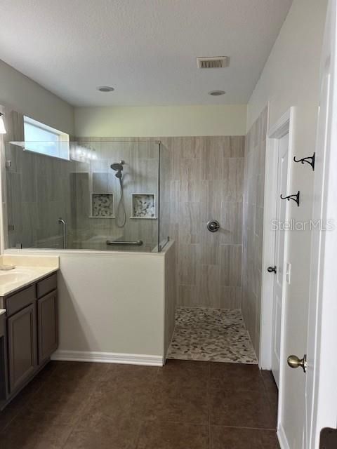 待售: $399,000 (3 贝兹, 2 浴室, 1981 平方英尺)