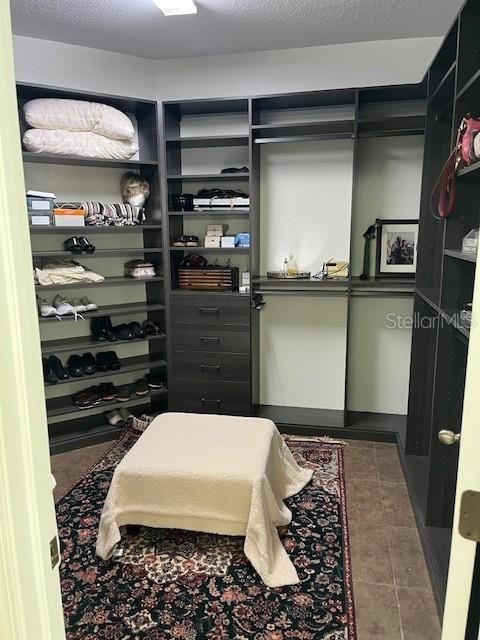 待售: $399,000 (3 贝兹, 2 浴室, 1981 平方英尺)