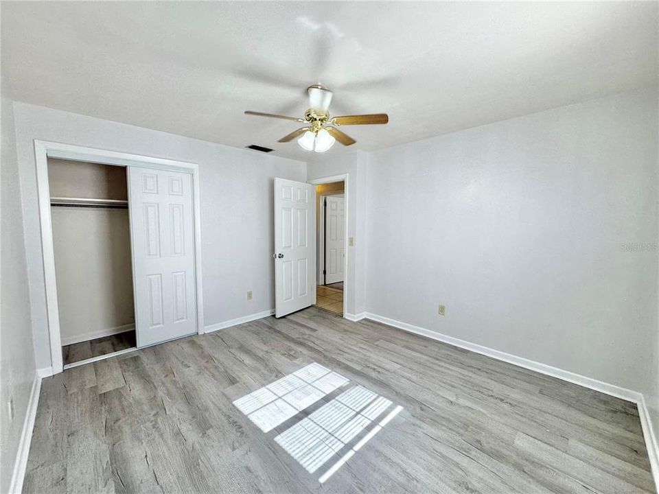 For Sale: $230,000 (3 beds, 2 baths, 1302 Square Feet)