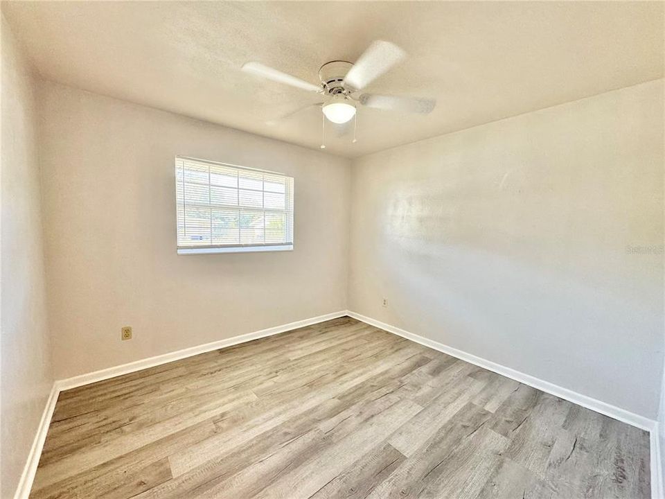 For Sale: $230,000 (3 beds, 2 baths, 1302 Square Feet)