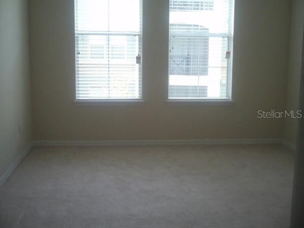 В аренду: $1,775 (2 спален, 2 ванн, 1161 Квадратных фут)