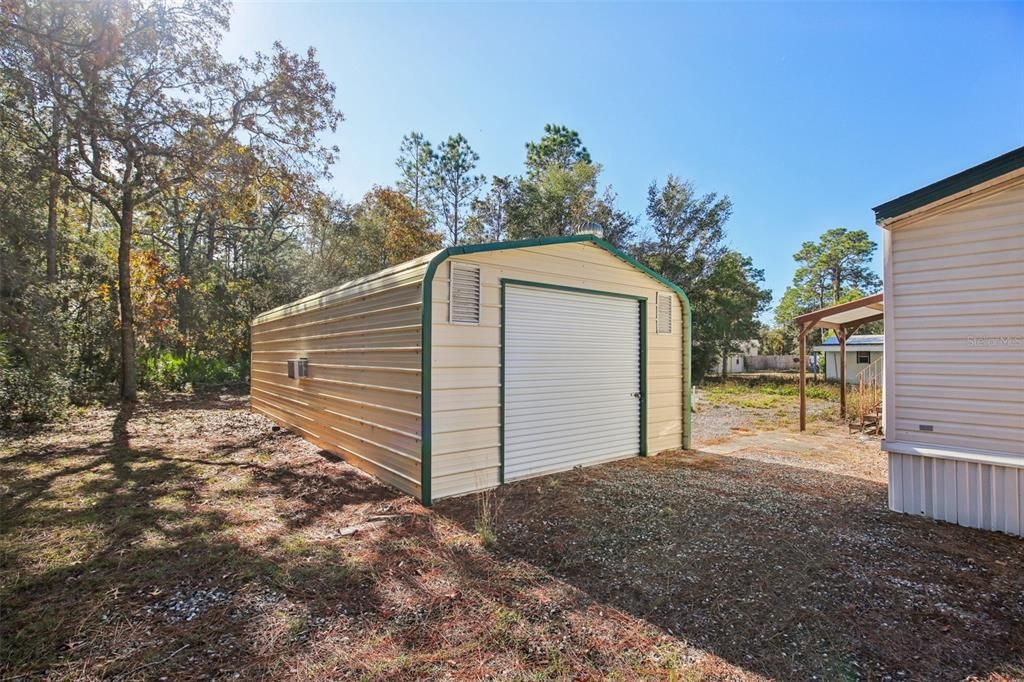 待售: $175,000 (1 贝兹, 1 浴室, 960 平方英尺)