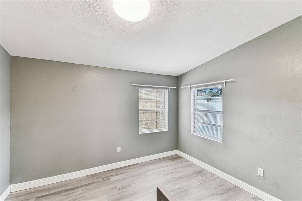 For Sale: $465,000 (4 beds, 3 baths, 1610 Square Feet)