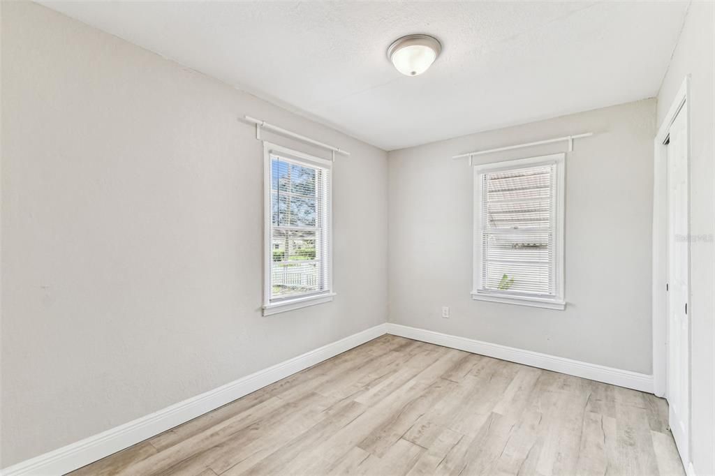 For Sale: $465,000 (4 beds, 3 baths, 1610 Square Feet)