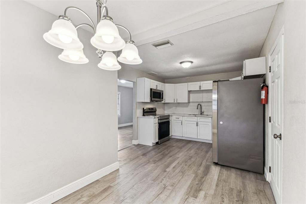 For Sale: $465,000 (4 beds, 3 baths, 1610 Square Feet)