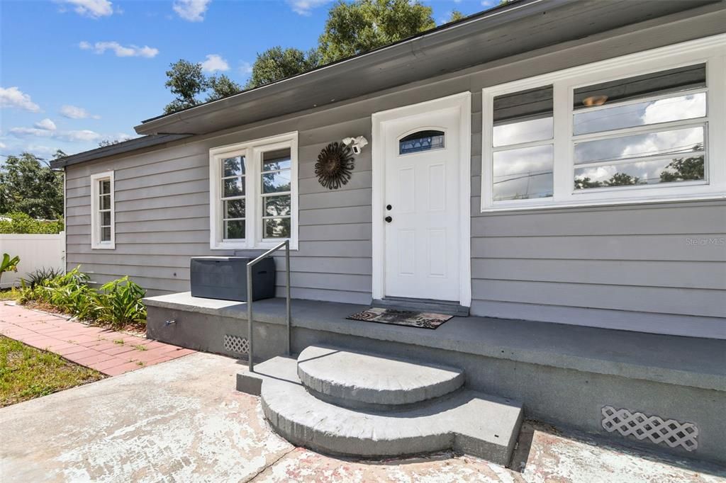 For Sale: $465,000 (4 beds, 3 baths, 1610 Square Feet)