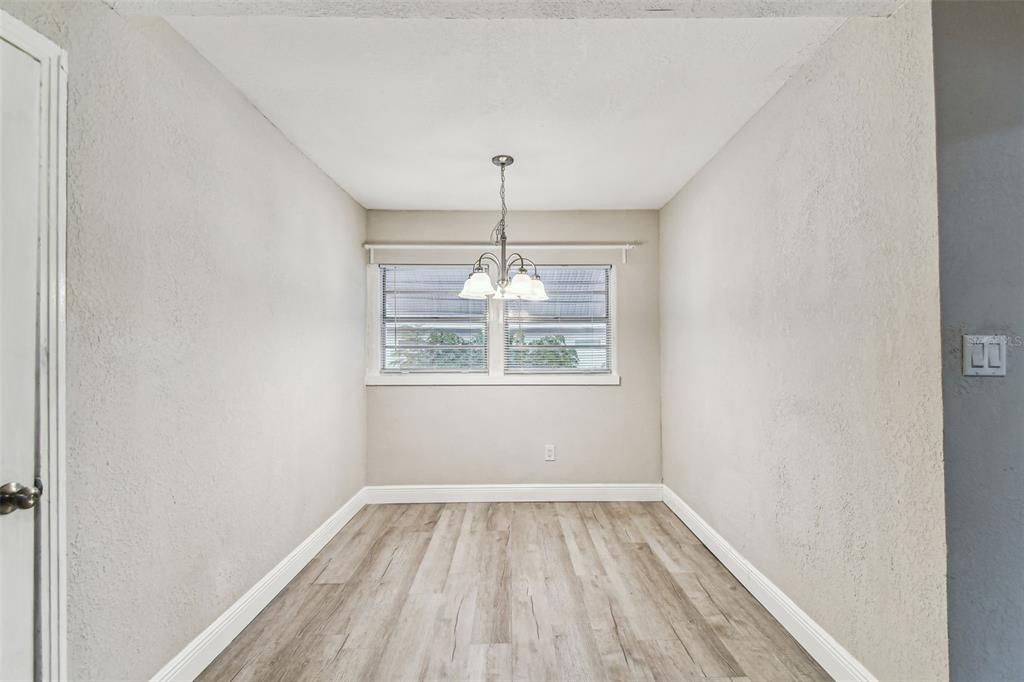 For Sale: $465,000 (4 beds, 3 baths, 1610 Square Feet)