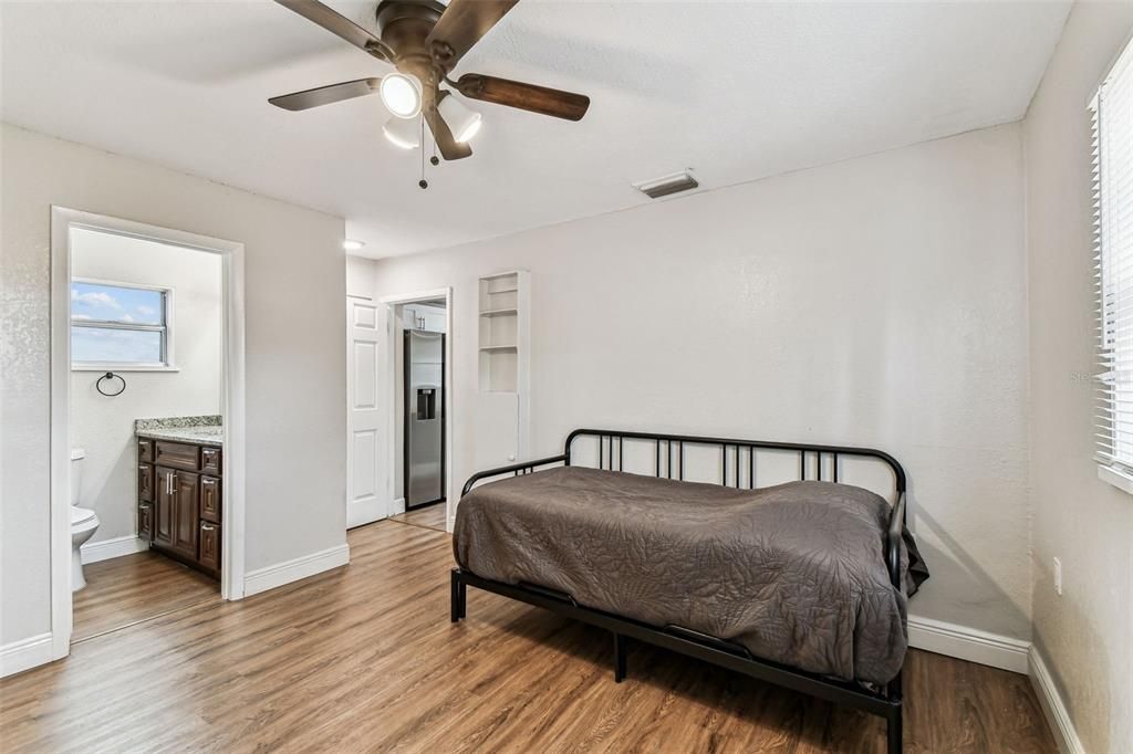 For Sale: $465,000 (4 beds, 3 baths, 1610 Square Feet)