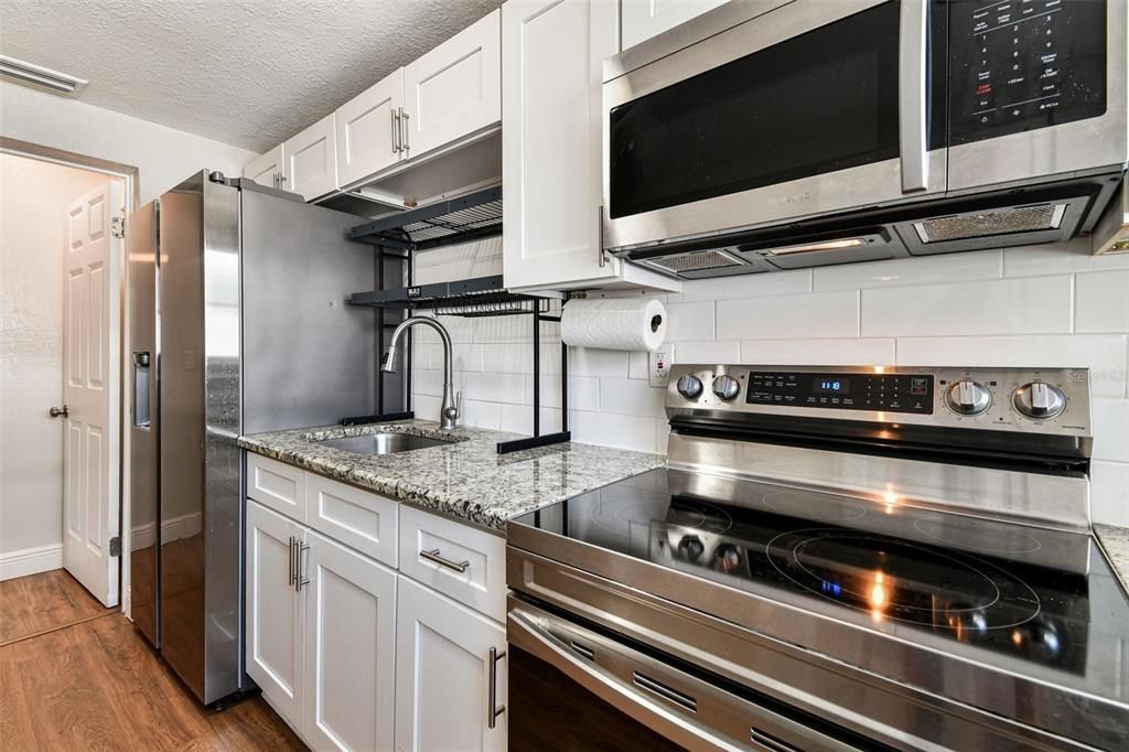 For Sale: $465,000 (4 beds, 3 baths, 1610 Square Feet)