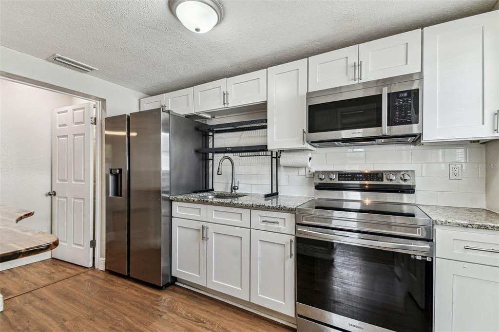 For Sale: $465,000 (4 beds, 3 baths, 1610 Square Feet)