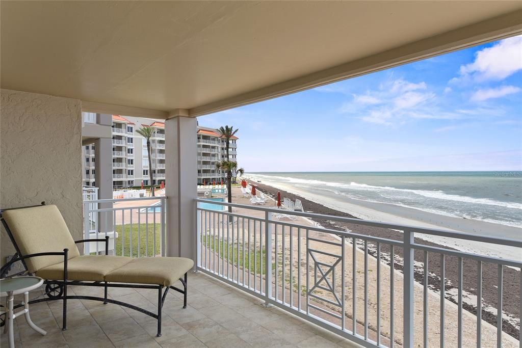 待售: $2,000,000 (3 贝兹, 3 浴室, 1985 平方英尺)