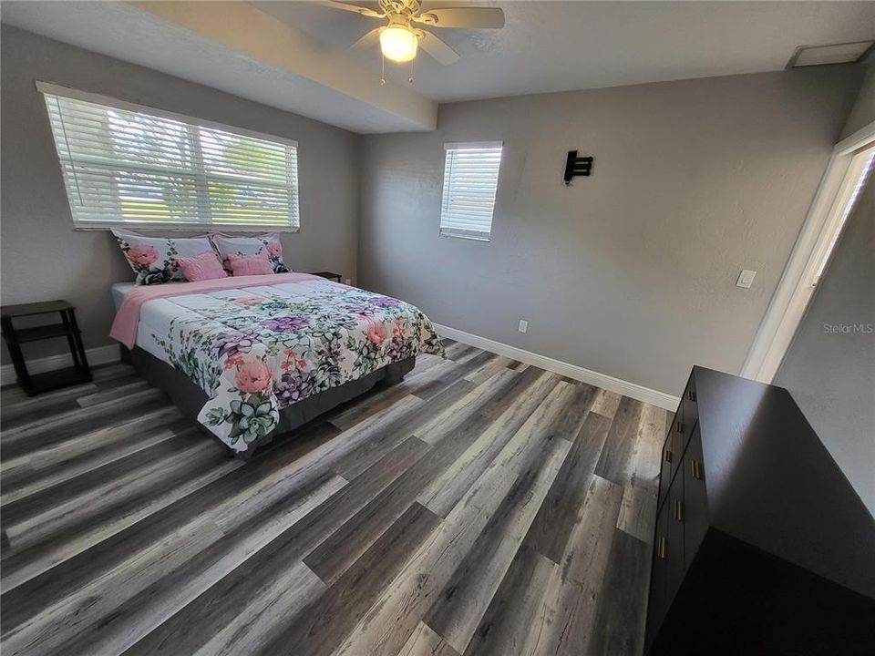 En Renta: $2,090 (3 camas, 2 baños, 1210 Pies cuadrados)