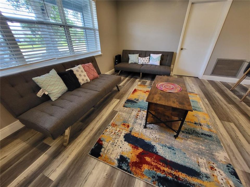 En Renta: $2,090 (3 camas, 2 baños, 1210 Pies cuadrados)