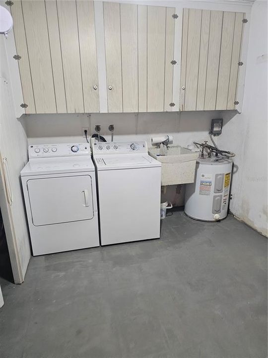 En Venta: $215,000 (2 camas, 2 baños, 1000 Pies cuadrados)