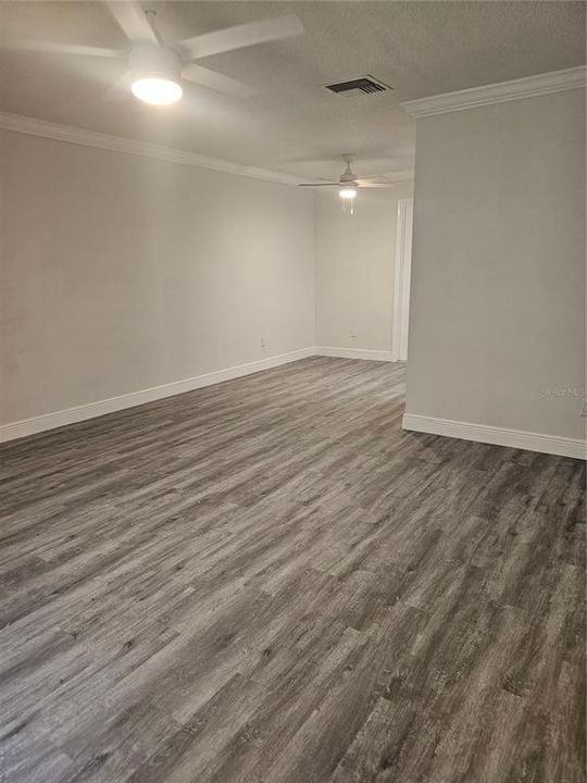 En Venta: $215,000 (2 camas, 2 baños, 1000 Pies cuadrados)