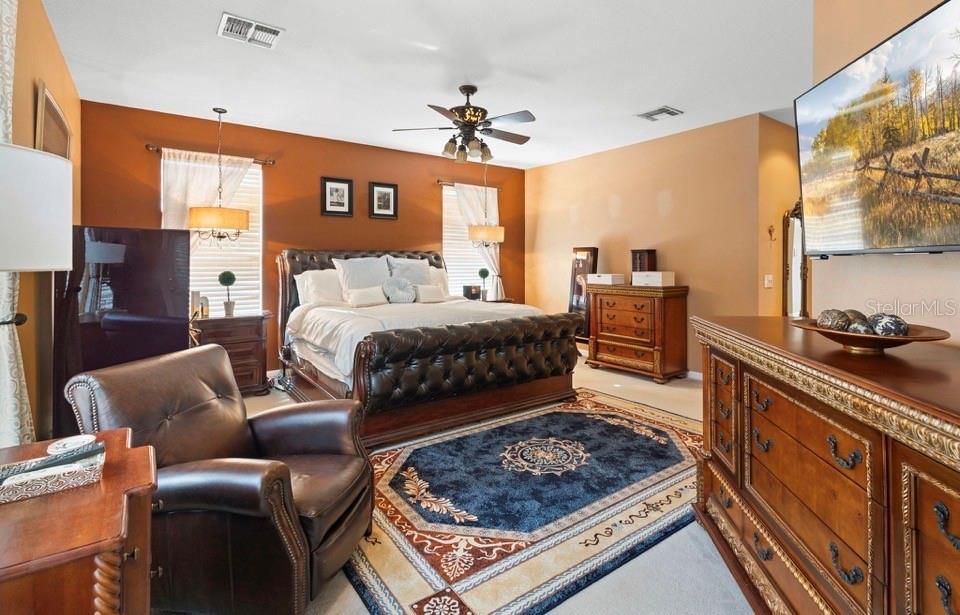 For Sale: $665,000 (4 beds, 3 baths, 2679 Square Feet)