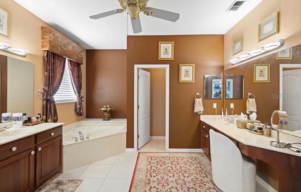 For Sale: $665,000 (4 beds, 3 baths, 2679 Square Feet)