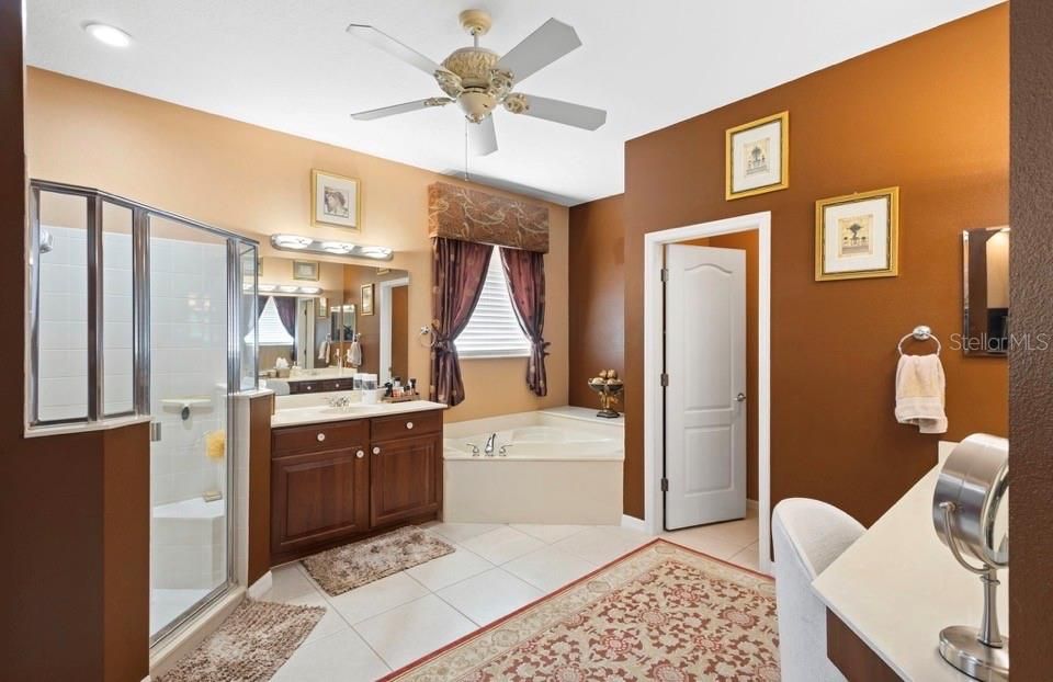 For Sale: $665,000 (4 beds, 3 baths, 2679 Square Feet)