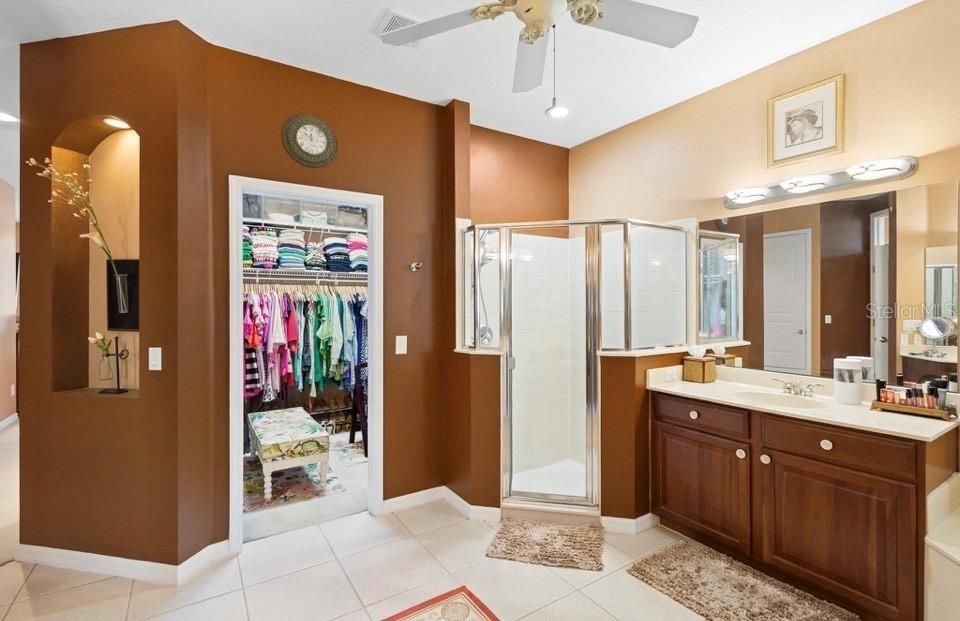 For Sale: $665,000 (4 beds, 3 baths, 2679 Square Feet)