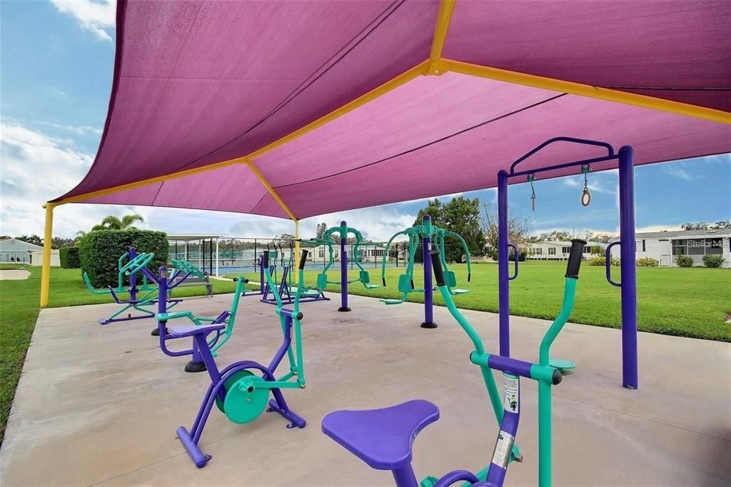 For Sale: $275,000 (2 beds, 2 baths, 1620 Square Feet)