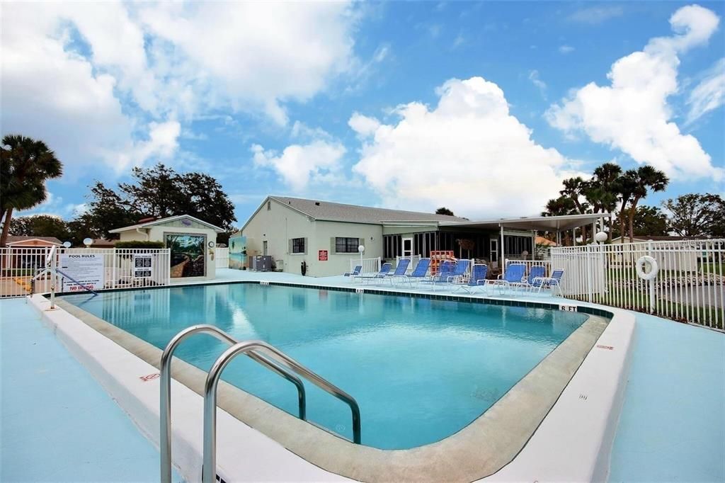 For Sale: $275,000 (2 beds, 2 baths, 1620 Square Feet)