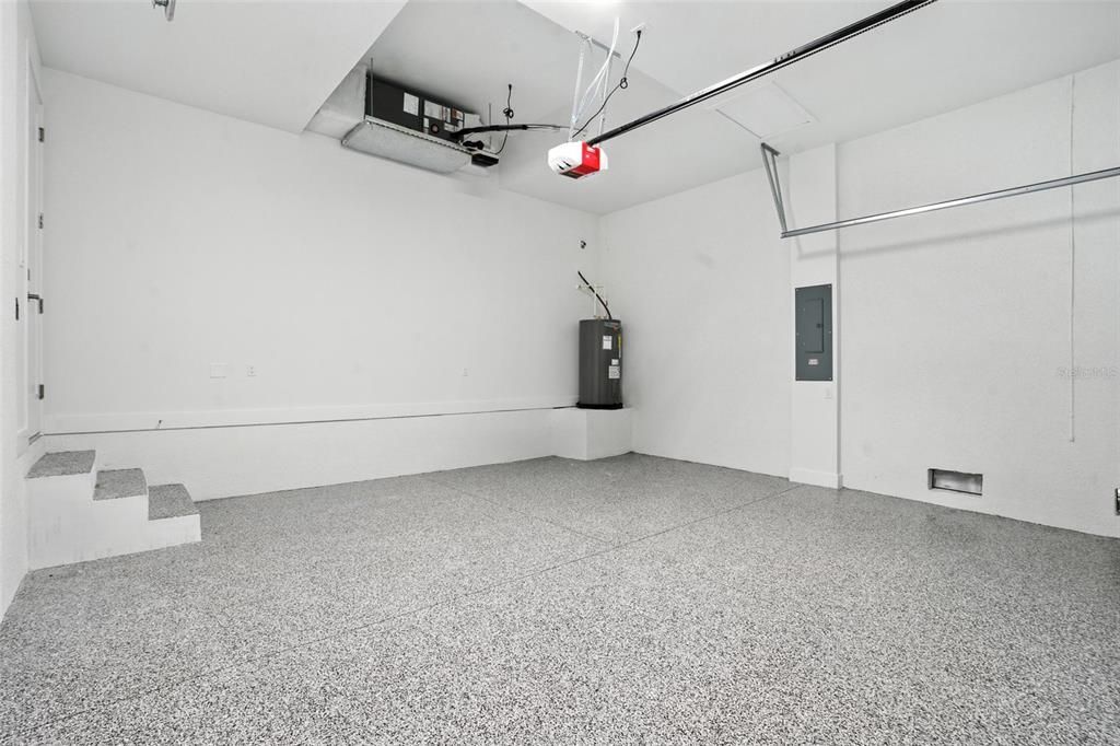 В аренду: $3,600 (4 спален, 3 ванн, 1894 Квадратных фут)