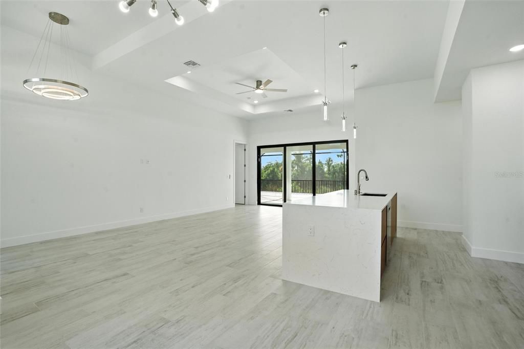 В аренду: $3,600 (4 спален, 3 ванн, 1894 Квадратных фут)